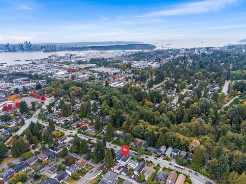2008 Westview Drive, North Vancouver, BC 
