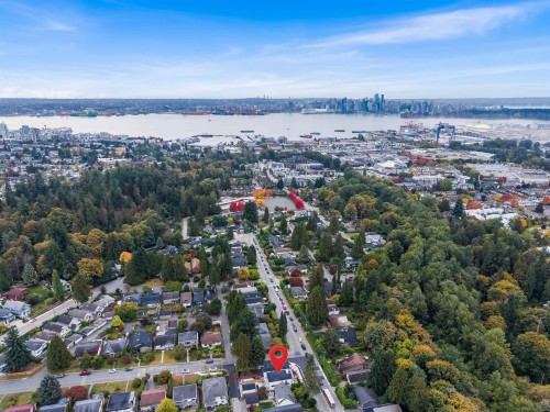 2008 Westview Drive, North Vancouver, BC 