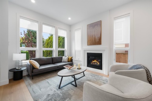 2008 Westview Drive, North Vancouver, BC 