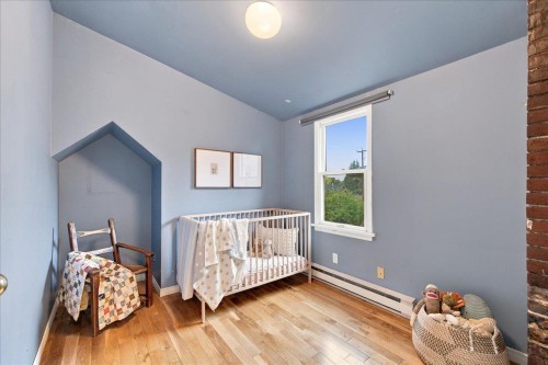 706 24Th Avenue W, Vancouver, BC 