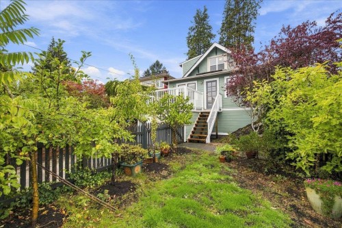 706 24Th Avenue W, Vancouver, BC 