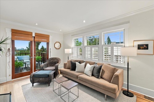 706 24Th Avenue W, Vancouver, BC 