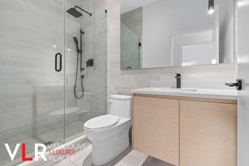 150 18Th Avenue E, Vancouver, BC 