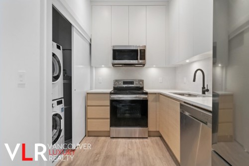 150 18Th Avenue E, Vancouver, BC 