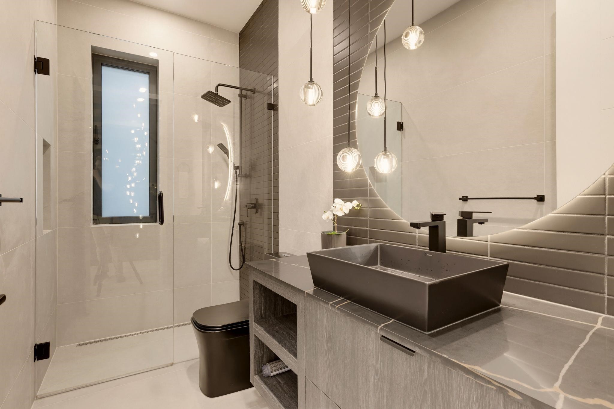 2118 21St Avenue W, Vancouver, BC