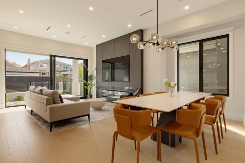 2118 21St Avenue W, Vancouver, BC 
