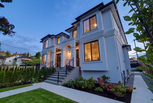 2118 21St Avenue W, Vancouver, BC 