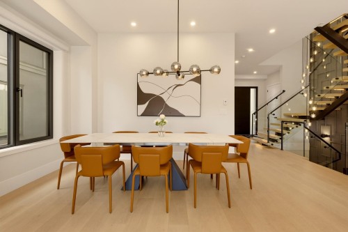 2118 21St Avenue W, Vancouver, BC 