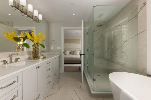 5593 Mackenzie Street, Vancouver, BC 