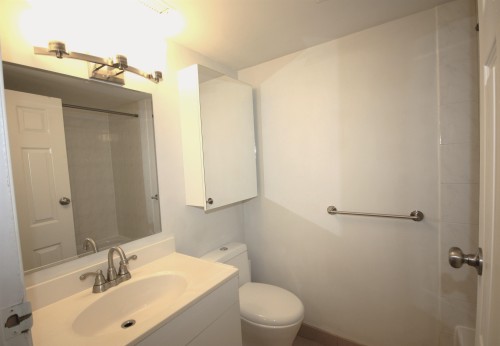 2973 Wembley Drive, North Vancouver, BC 