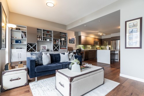 413-317 Bewicke Avenue  North Vancouver, BC V7M 3E9