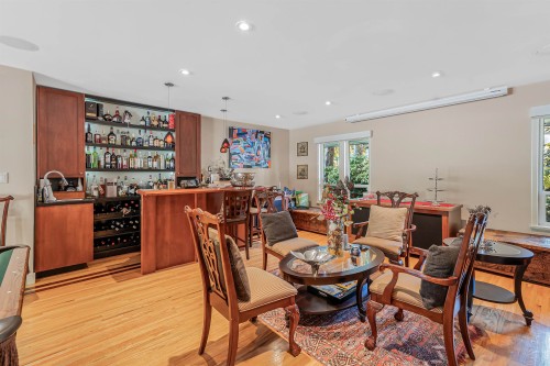 230 Onslow Place, West Vancouver, BC 