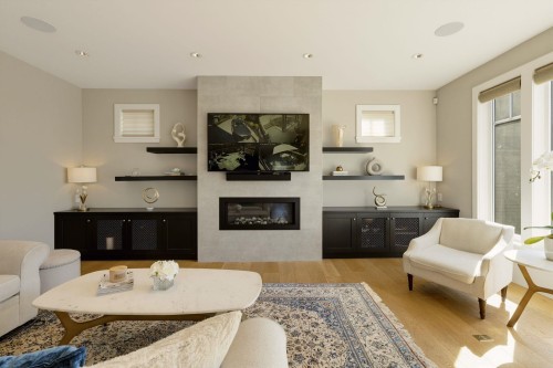 285 Monteray Avenue, North Vancouver, BC 