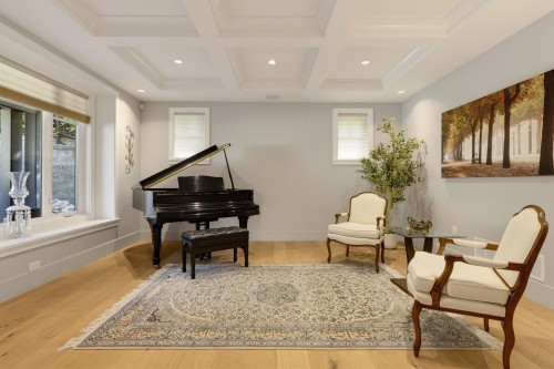 285 Monteray Avenue, North Vancouver, BC 