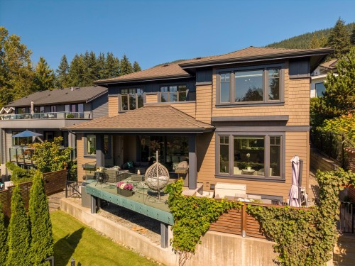 285 Monteray Avenue, North Vancouver, BC 