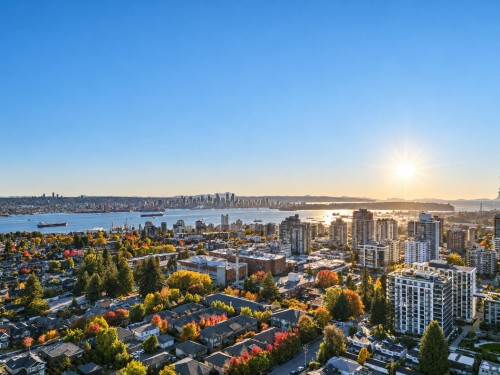 364 14Th Street E, North Vancouver, BC 