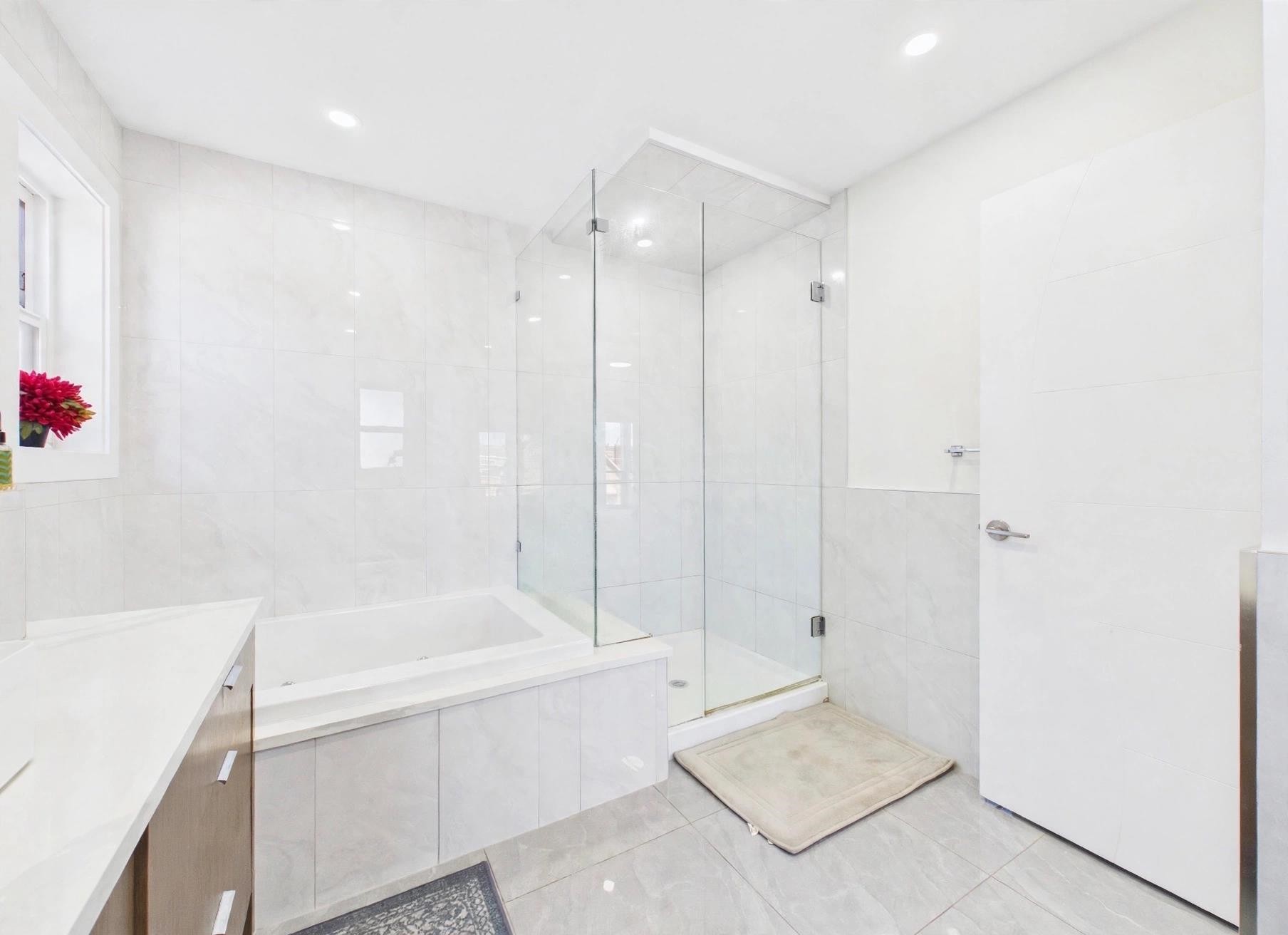 7830 16Th Avenue, Burnaby, BC