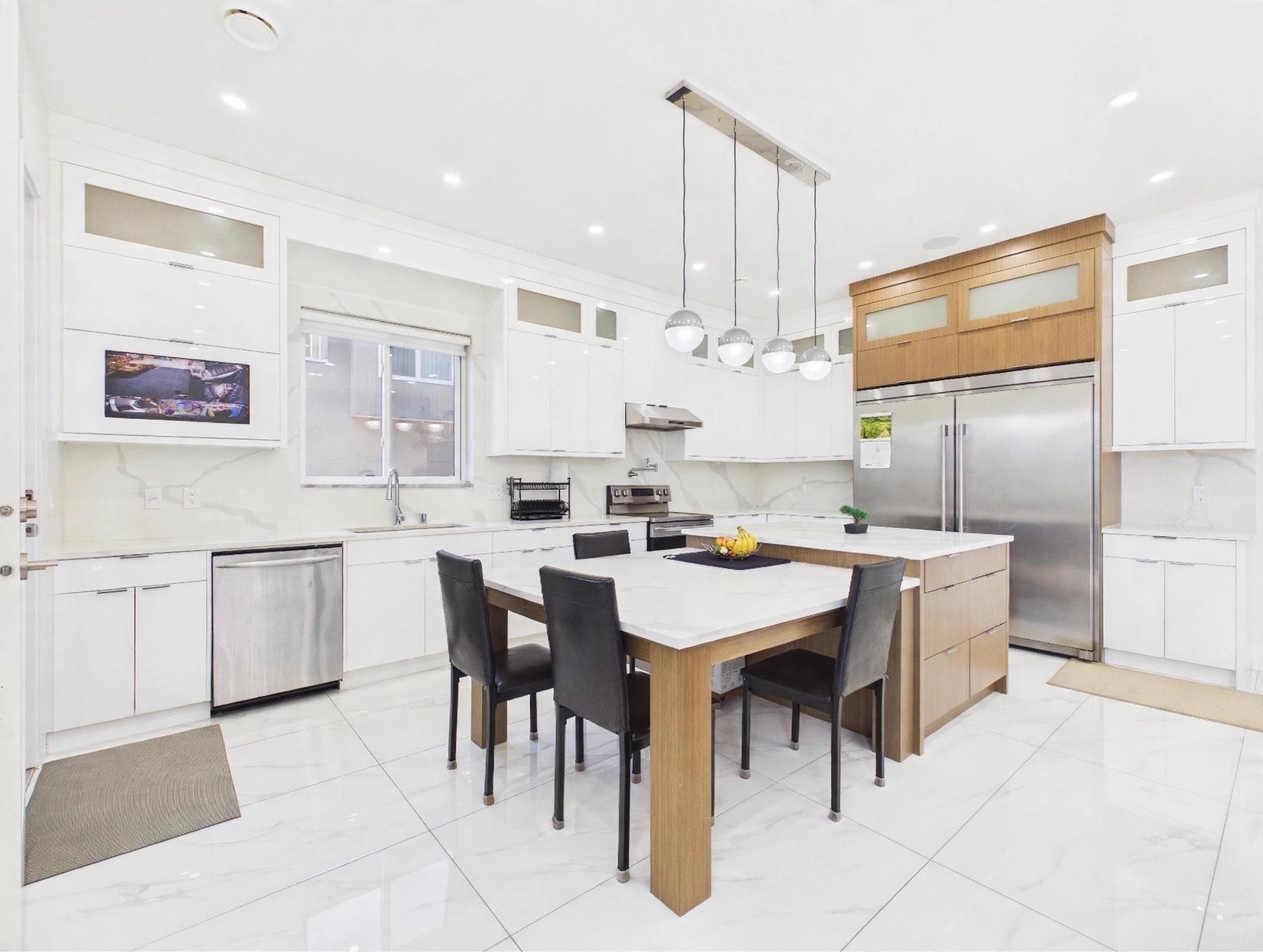 7830 16Th Avenue, Burnaby, BC