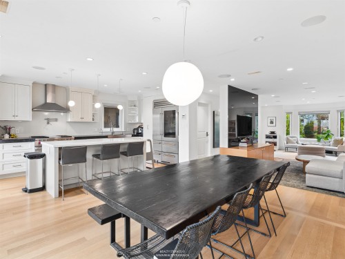 917 20Th Avenue W, Vancouver, BC 
