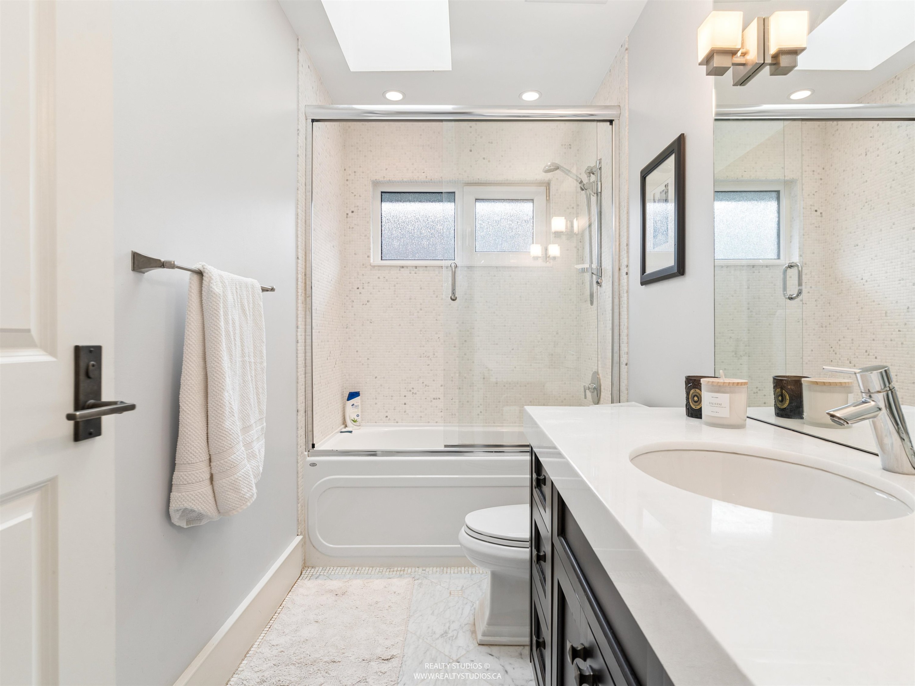 917 20Th Avenue W, Vancouver, BC