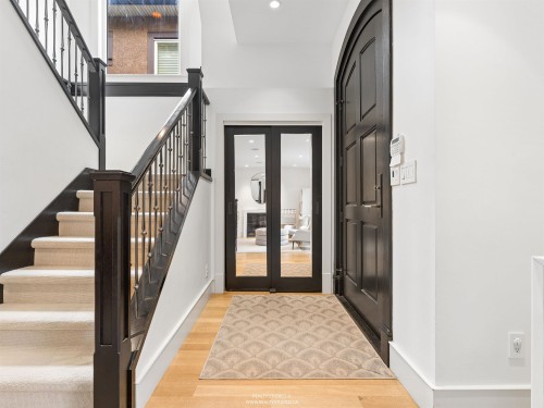 917 20Th Avenue W, Vancouver, BC 