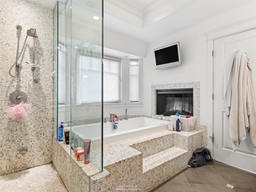 917 20Th Avenue W, Vancouver, BC 