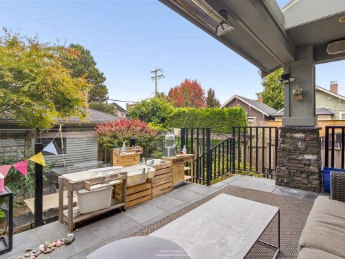 917 20Th Avenue W, Vancouver, BC 