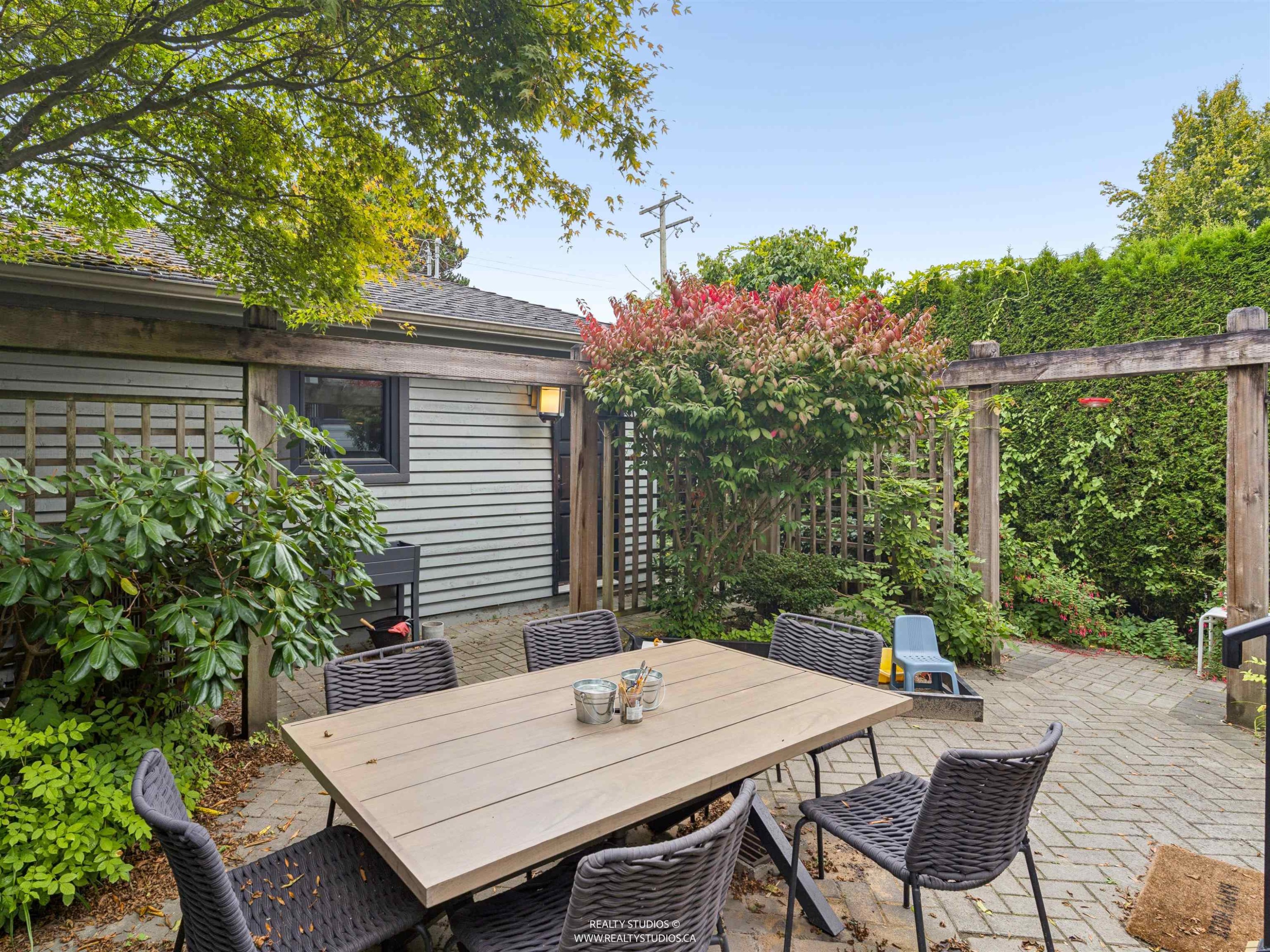 917 20Th Avenue W, Vancouver, BC