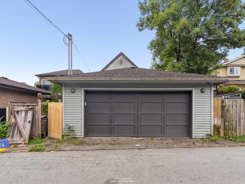 917 20Th Avenue W, Vancouver, BC 