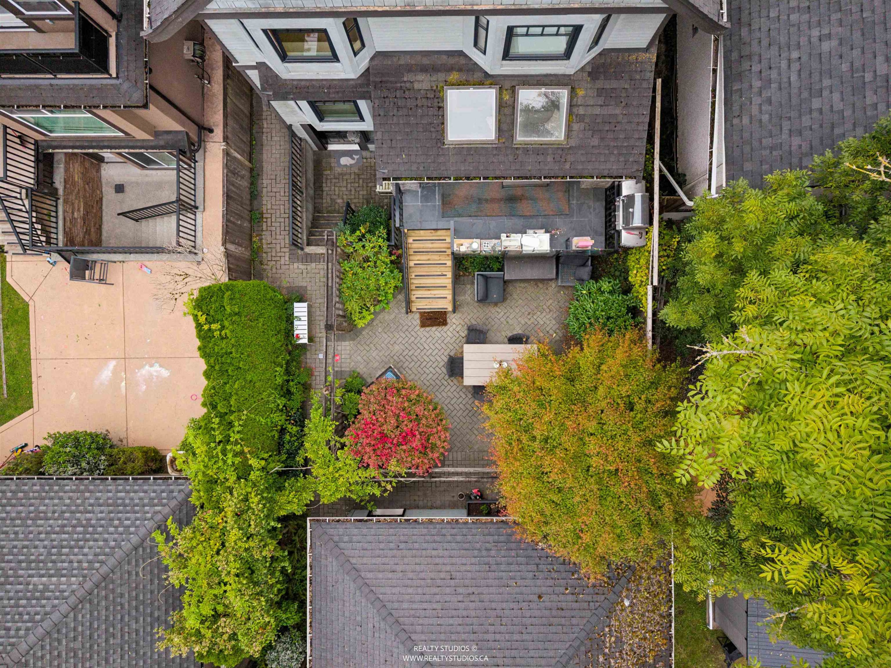 917 20Th Avenue W, Vancouver, BC