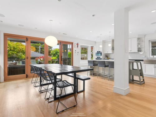 917 20Th Avenue W, Vancouver, BC 