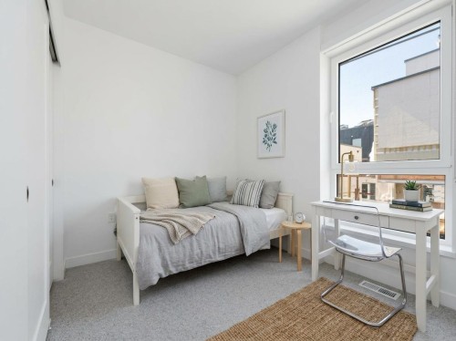6833 Cambie Street, Vancouver, BC 