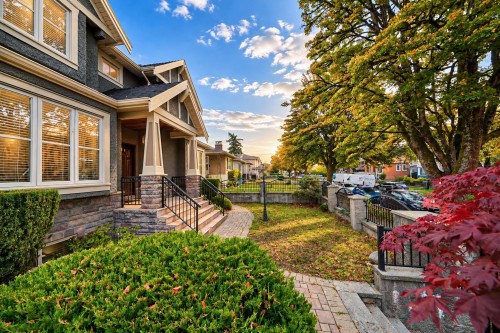 1631 58Th Avenue E, Vancouver, BC 