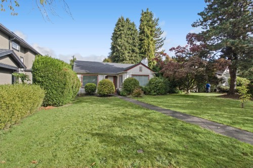 455 29Th Avenue W, Vancouver, BC 
