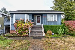 6338 Waltham Avenue Burnaby, BC V5H 3V4