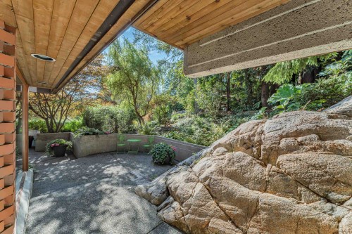 4651 Marine Drive, West Vancouver, BC 