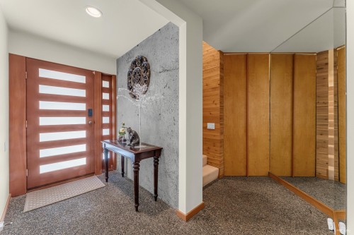4651 Marine Drive, West Vancouver, BC 