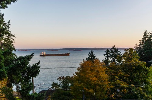 4651 Marine Drive, West Vancouver, BC 