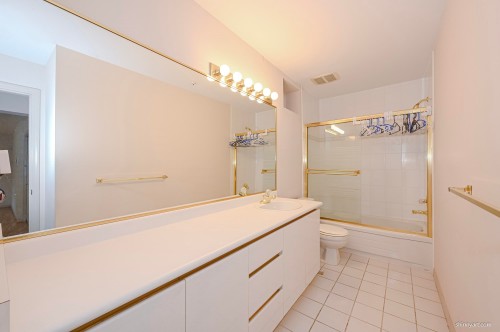 2893 20Th Avenue W, Vancouver, BC 