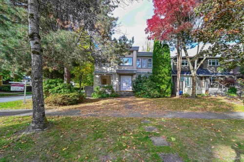 2893 20Th Avenue W, Vancouver, BC 