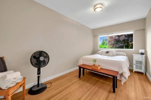1585 Taylor Way, West Vancouver, BC 