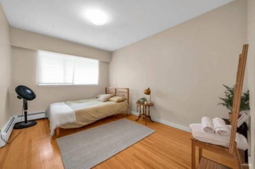 1585 Taylor Way, West Vancouver, BC 