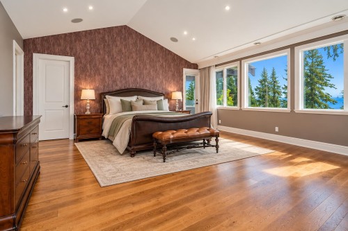 2638 Queens Avenue, West Vancouver, BC 