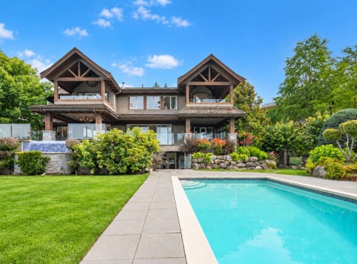 2638 Queens Avenue, West Vancouver, BC 