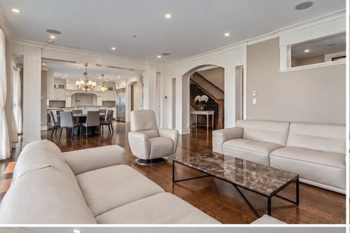 2638 Queens Avenue, West Vancouver, BC 