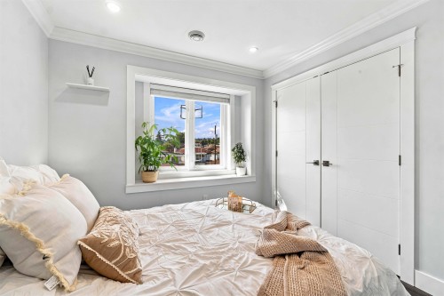 3162 Venables Street, Vancouver, BC 