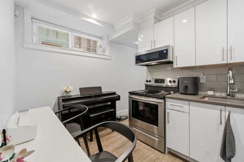 3162 Venables Street, Vancouver, BC 