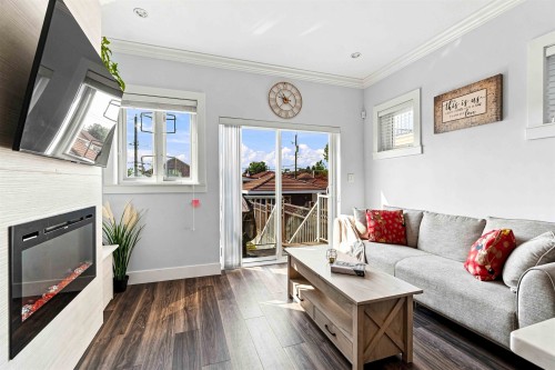 3162 Venables Street, Vancouver, BC 
