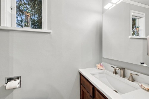 6048 Elm Street, Vancouver, BC 