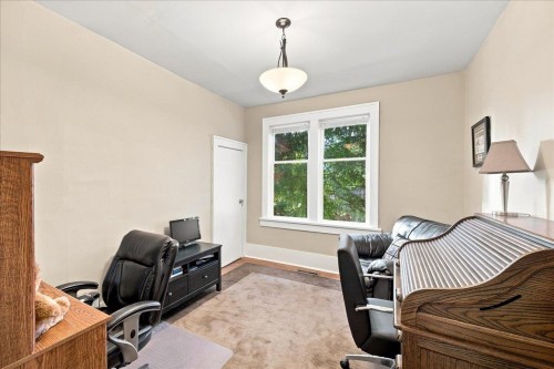 6048 Elm Street, Vancouver, BC 